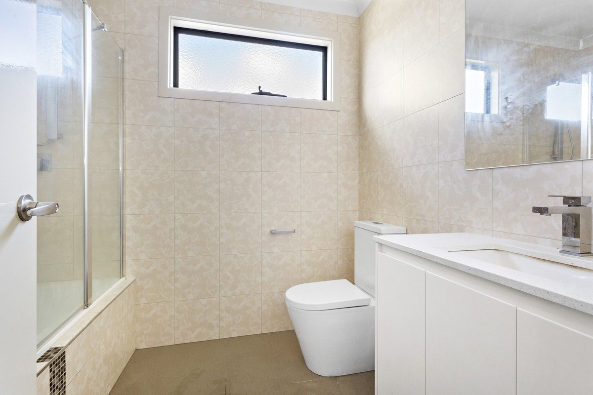 4/18 Lorne Parade, Mont Albert image 9