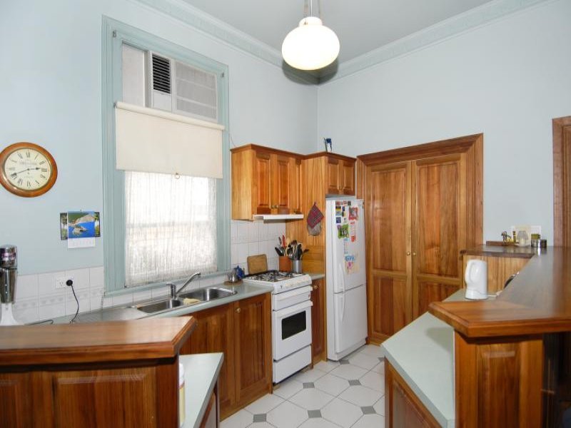 418 Ryrie Street, East Geelong image 2