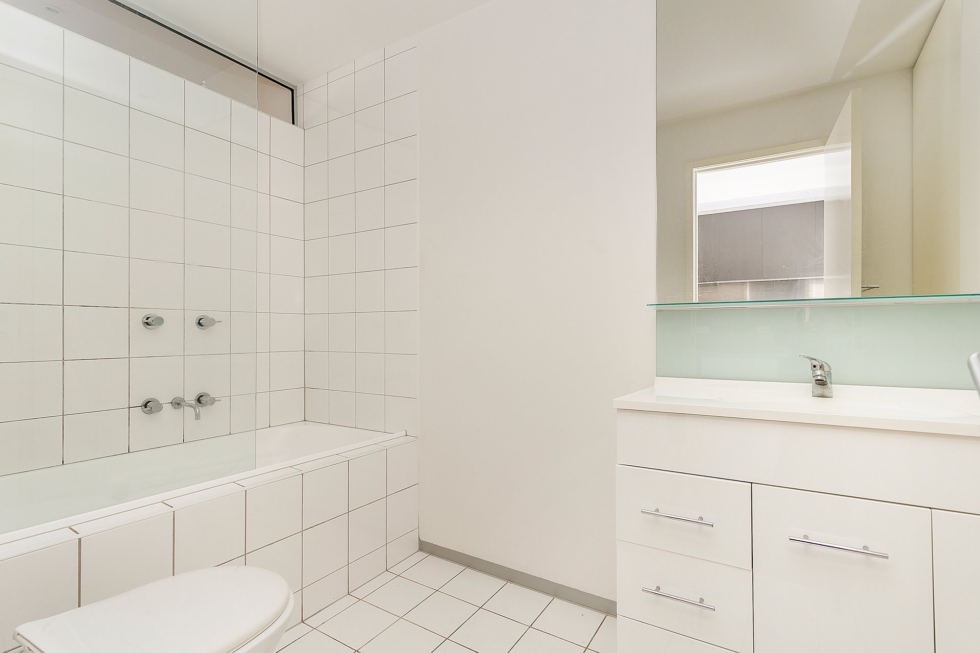 4/181 Bay Street, Port Melbourne image 5
