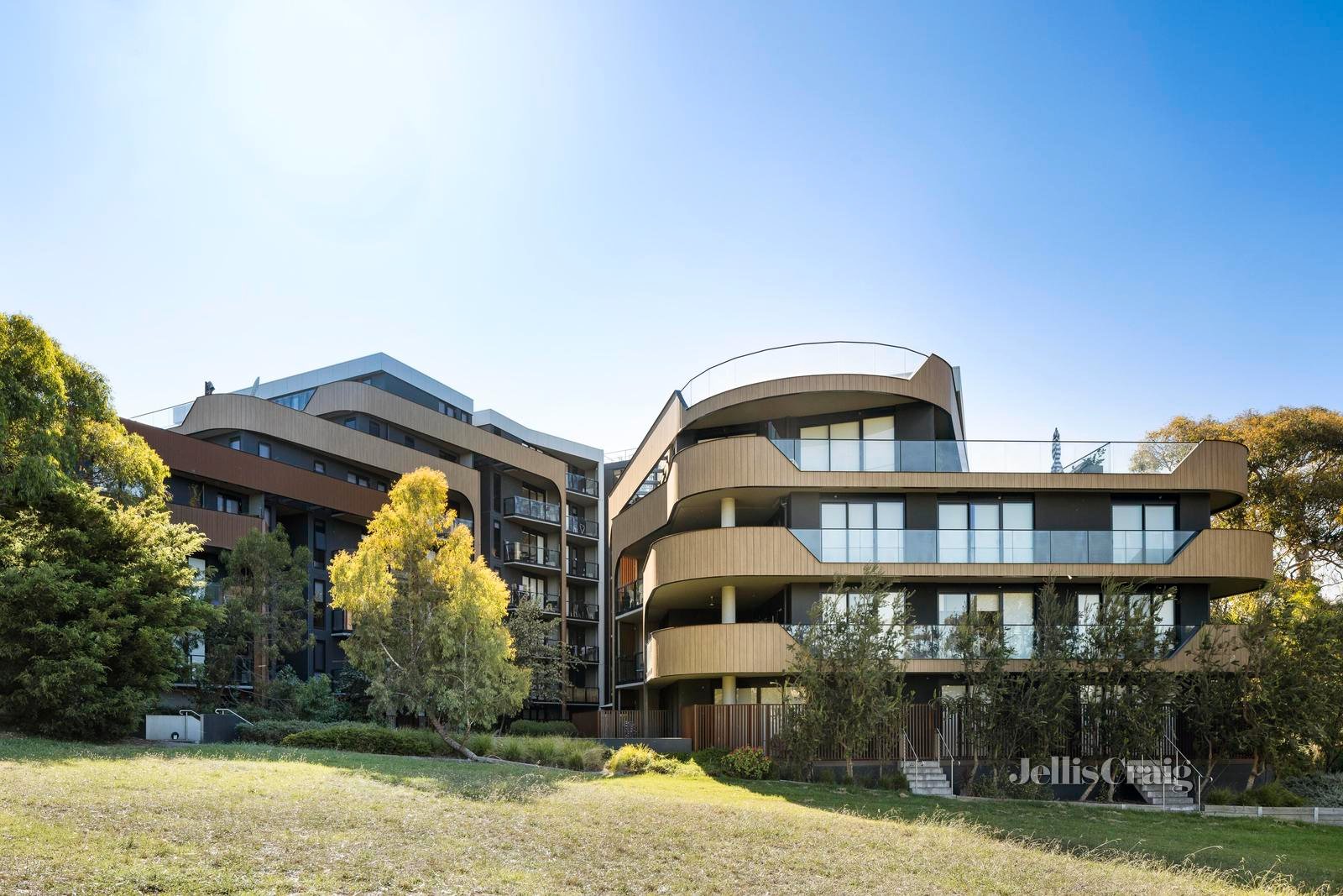 418/3 Snake Gully Drive, Bundoora image 1