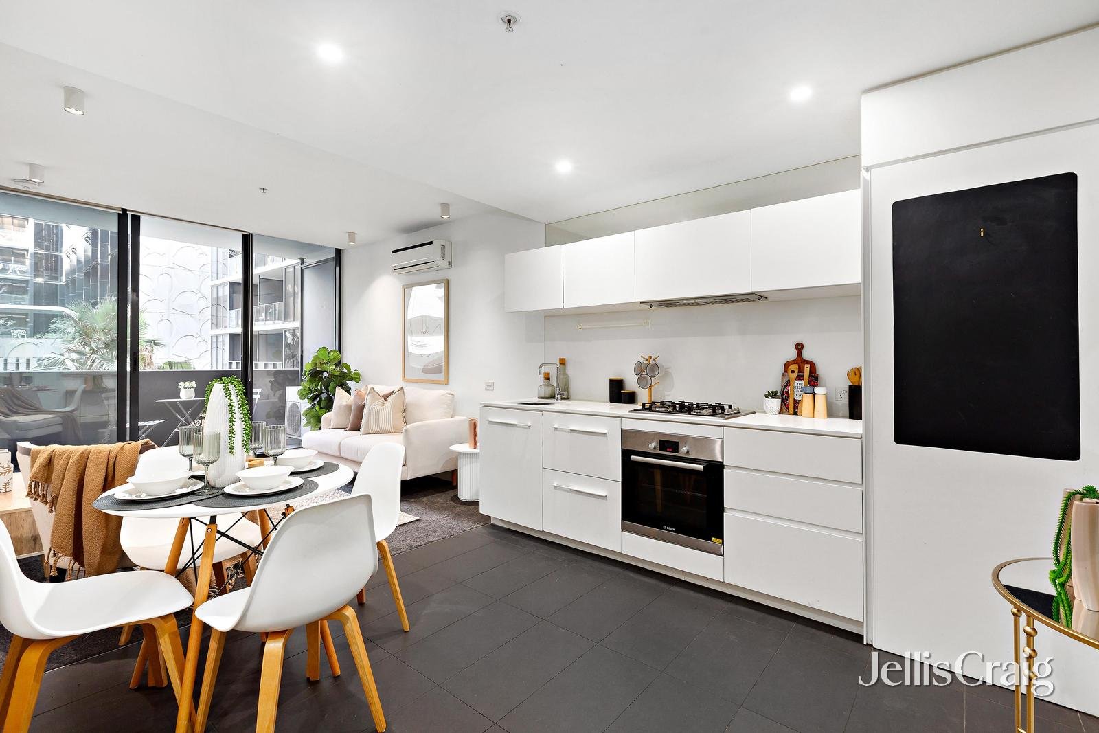 418/39 Coventry Street, Southbank image 3