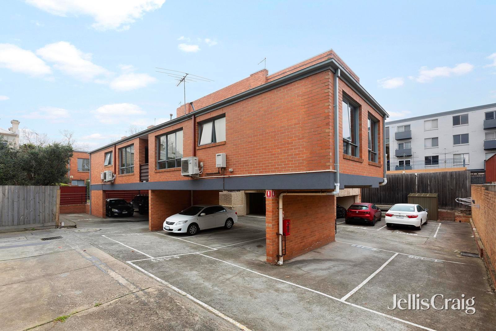4/185 Brighton Road, Elwood image 2