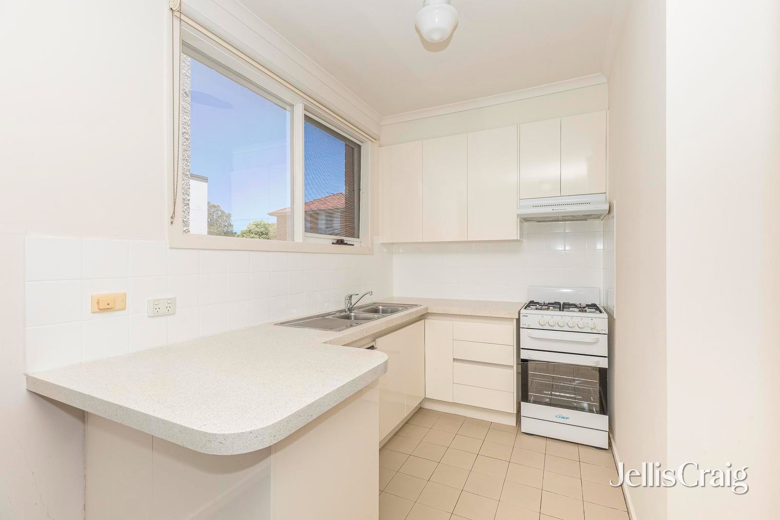 4/185 Brighton Road, Elwood image 3
