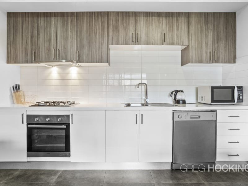 4/185 Millers Road, Altona North image 5