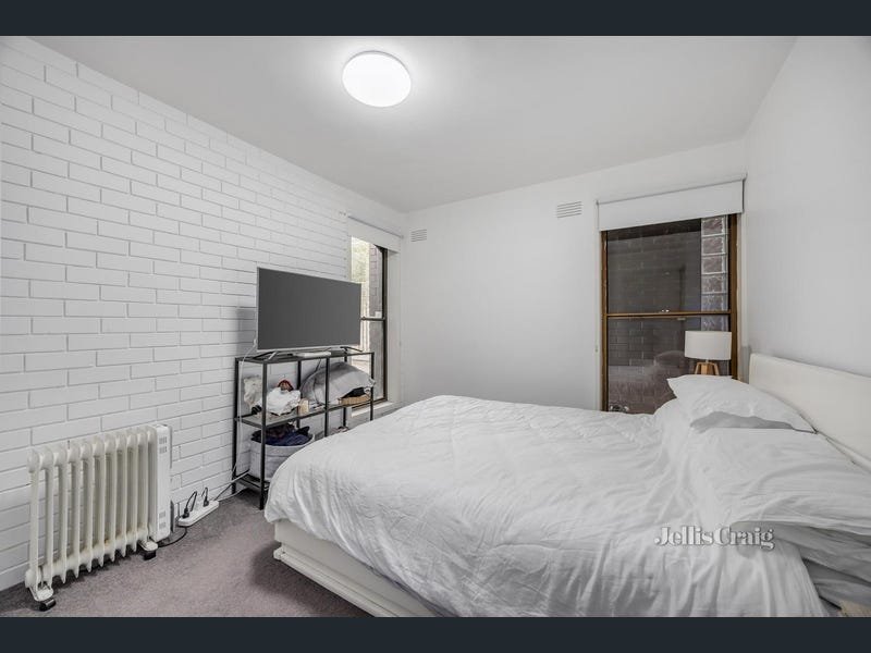 4/19 Alma Street, Malvern East image 6