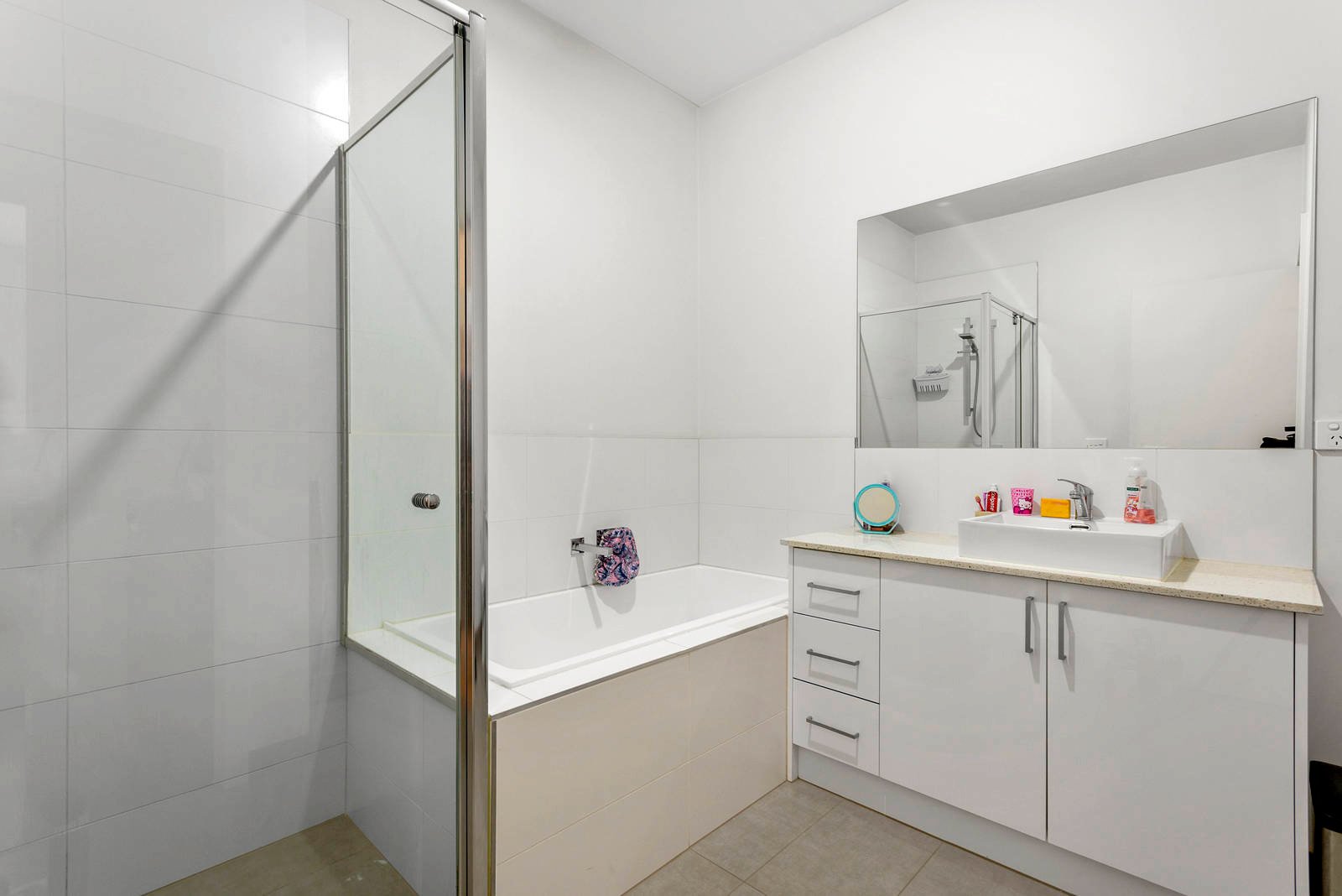 4/19 Bristol Road, Pascoe Vale image 9