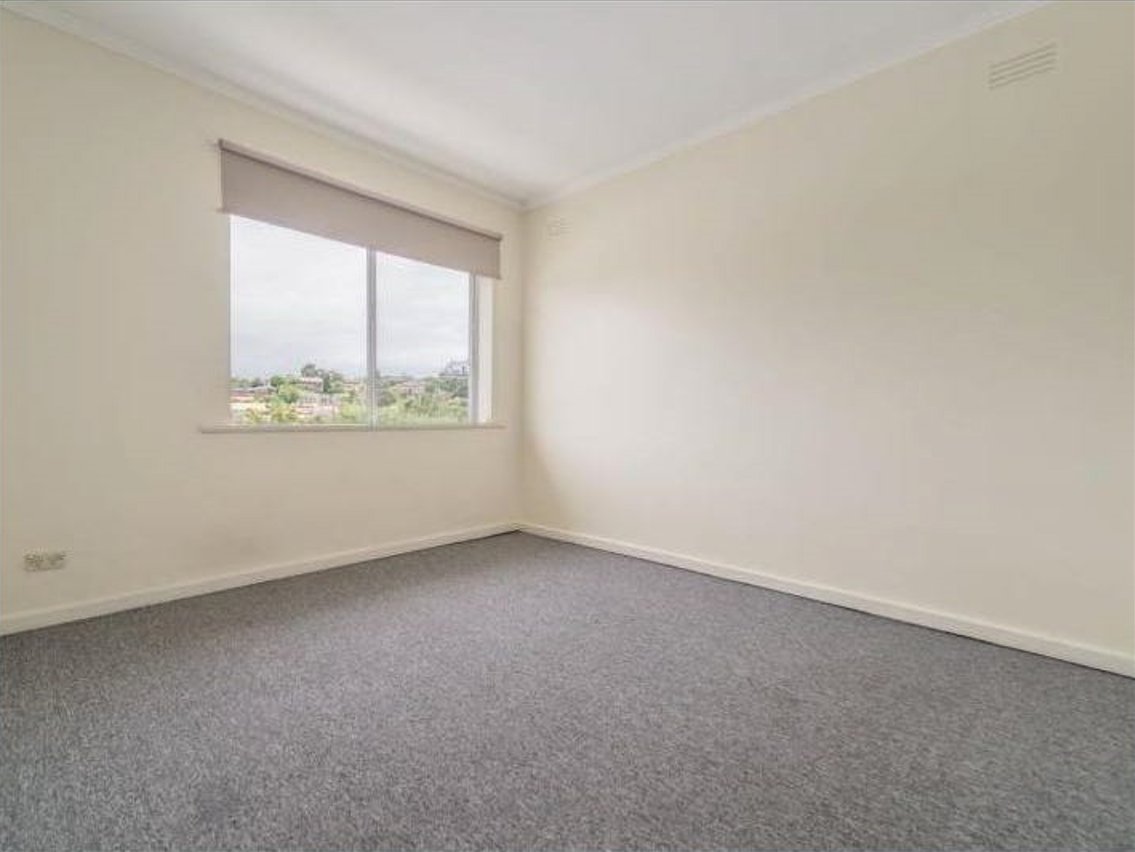 4/19 Firth Street, Doncaster image 6