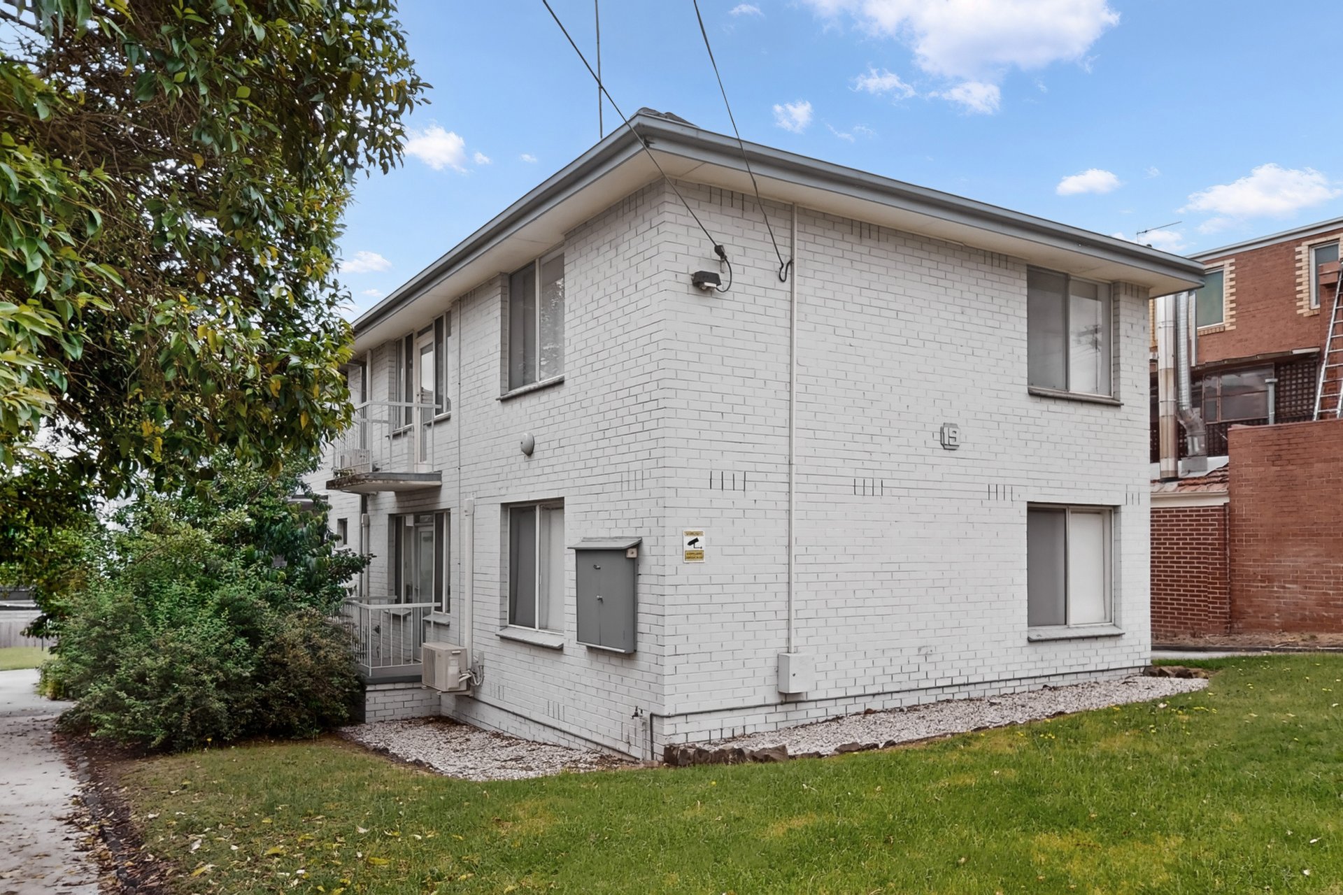 4/19 Firth Street, Doncaster image 1