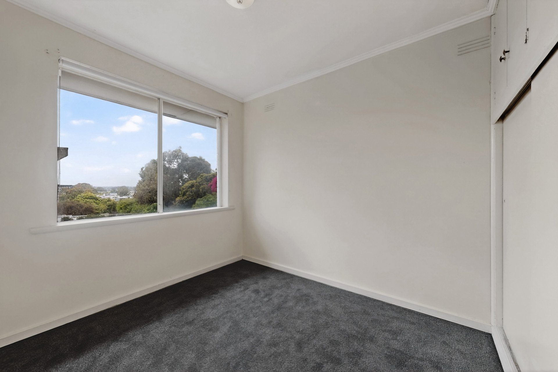 4/19 Firth Street, Doncaster image 10