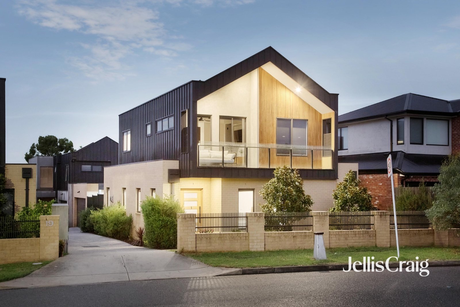 4/19 Panorama Avenue, Lower&nbsp;Plenty image 1