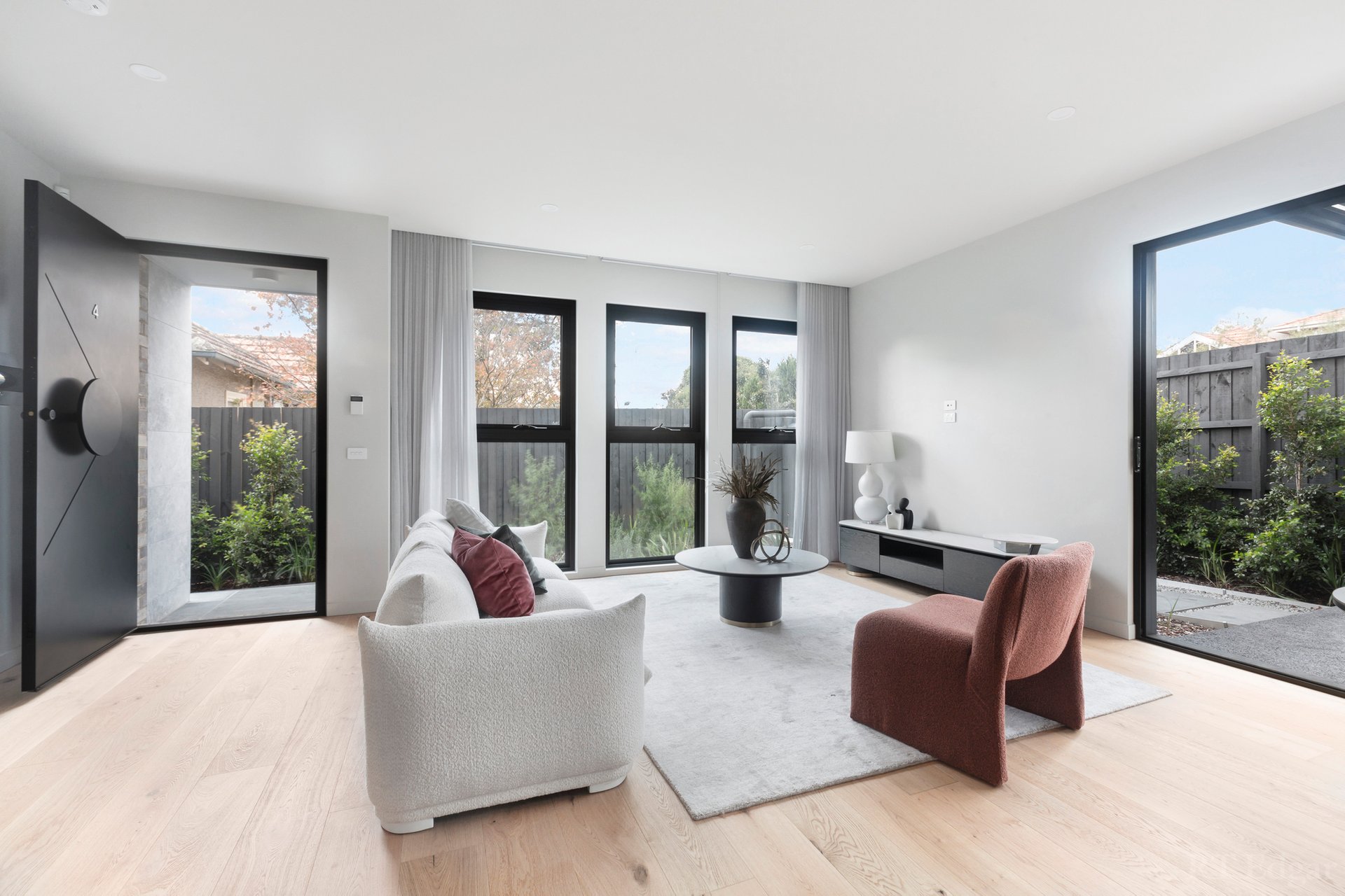 Property Gallery - Main Image