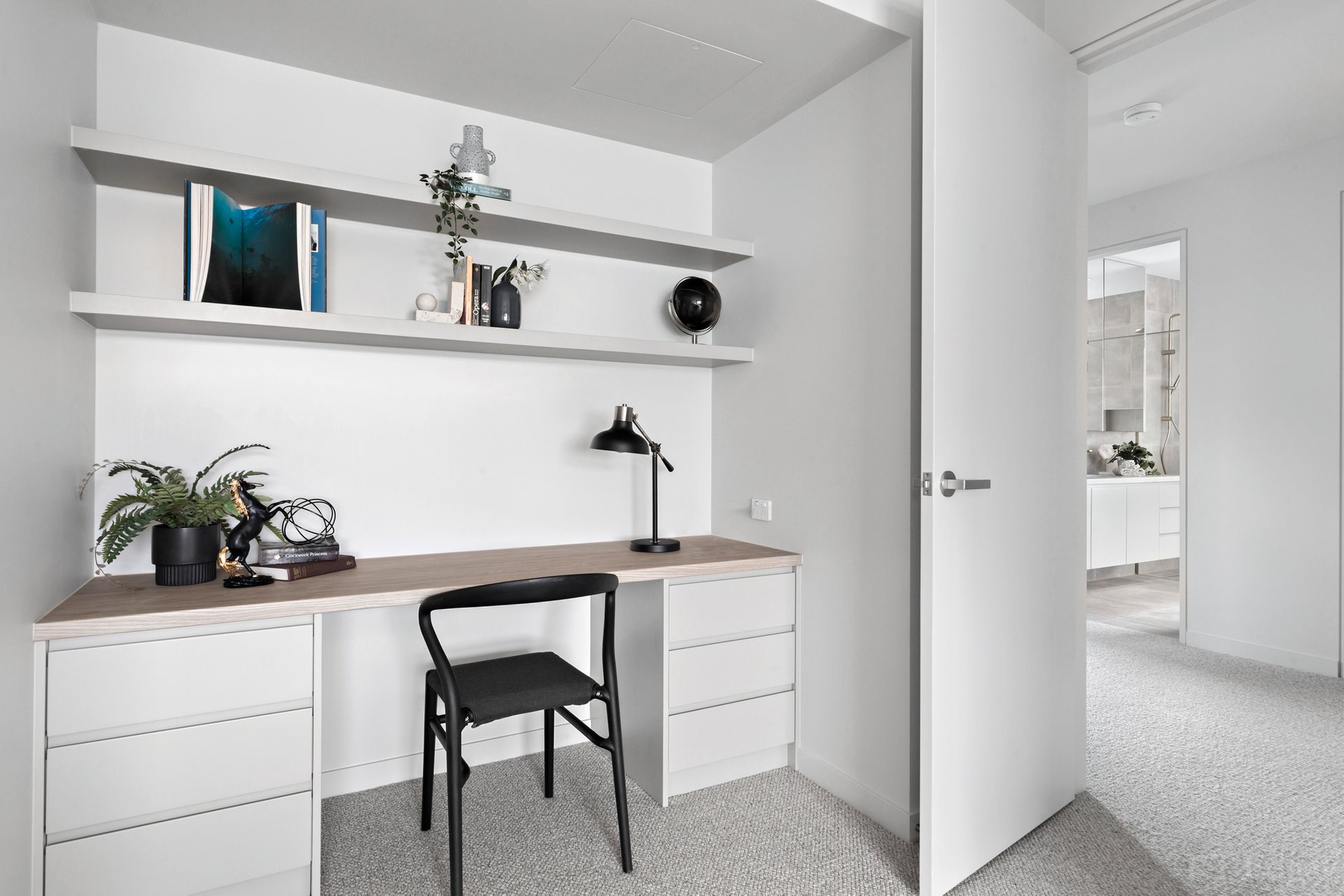 Property Gallery Thumbnail 3