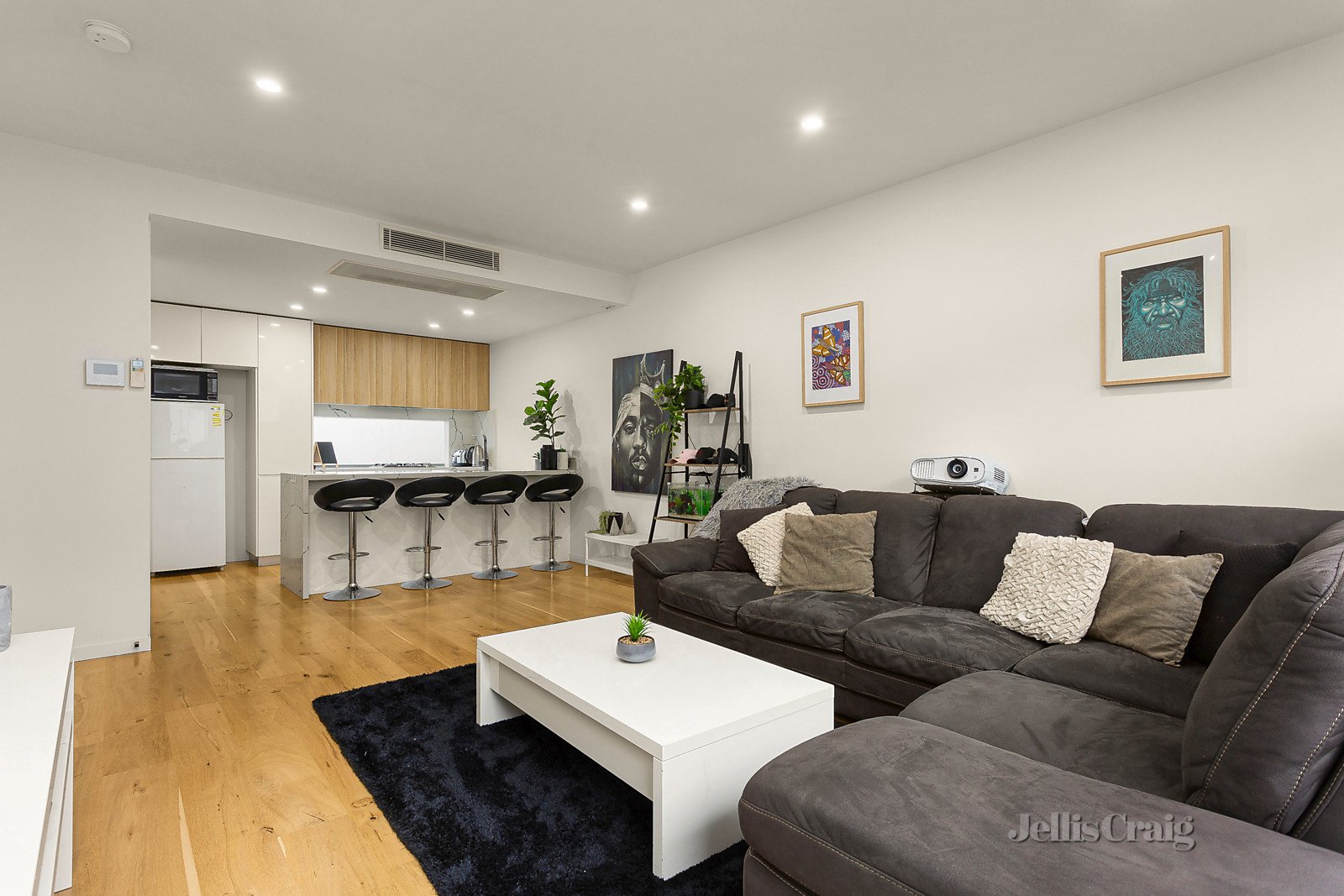 4/193 Maribyrnong Road, Ascot Vale image 3