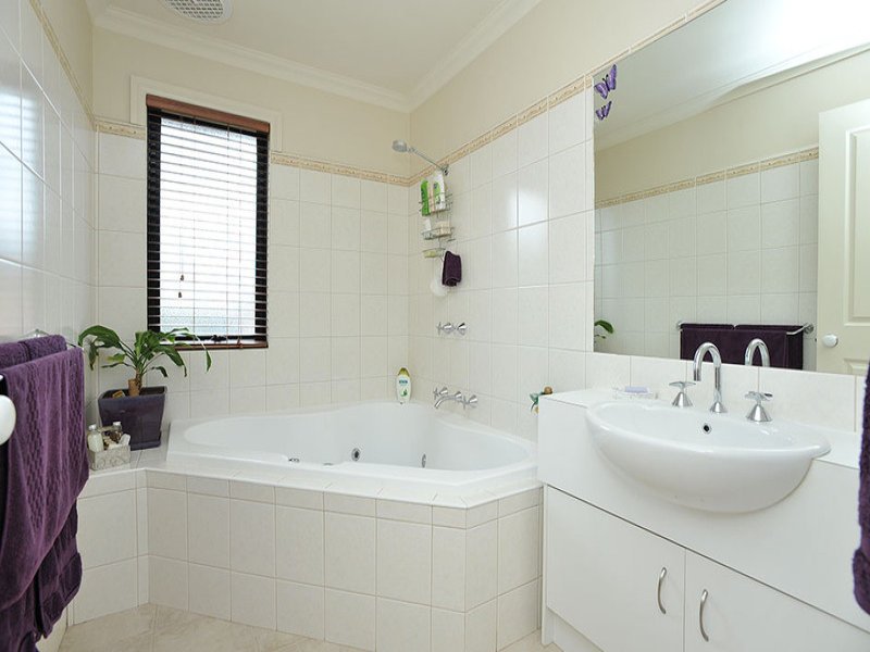 4 / 194 Hyde Street YARRAVILLE