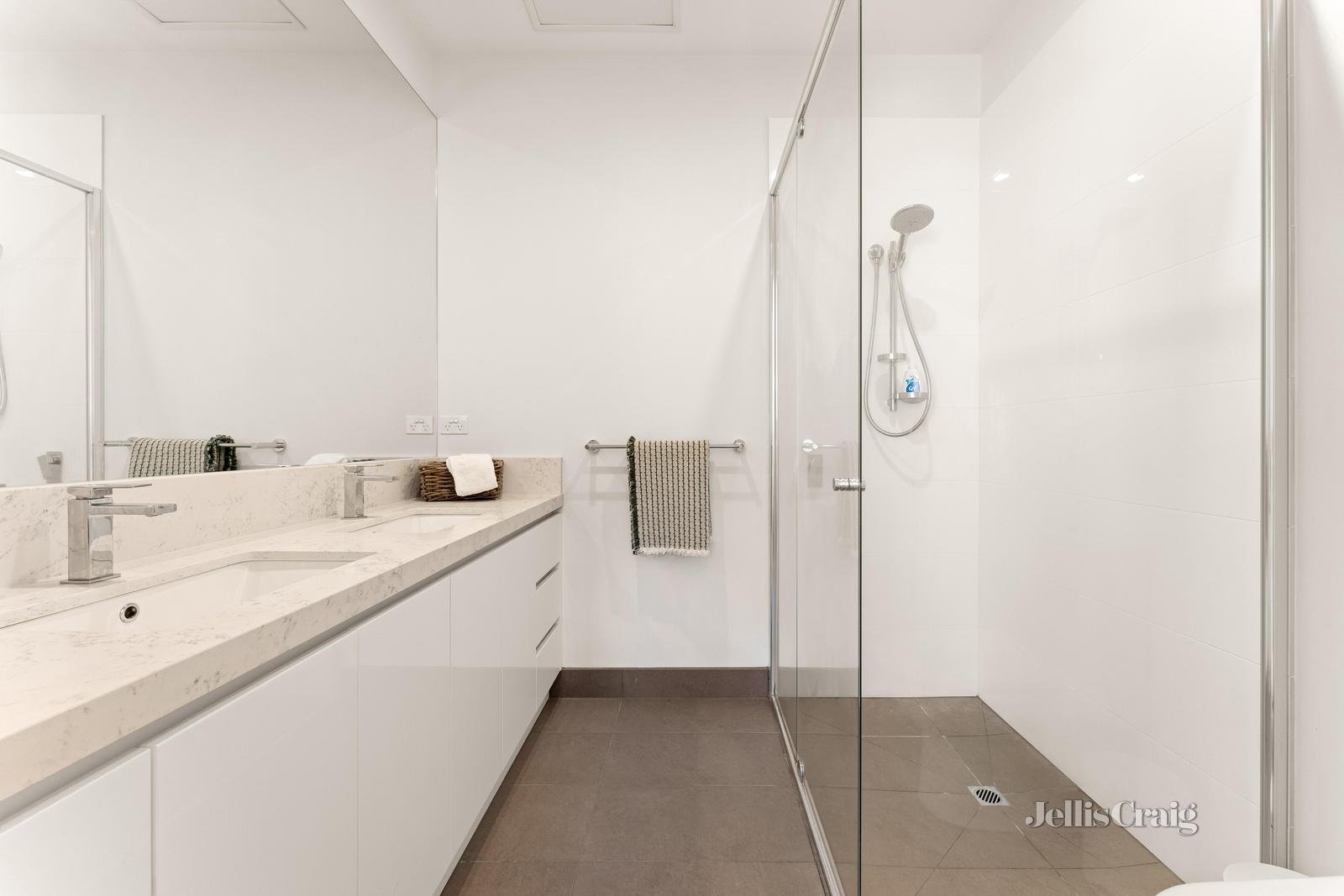41A Boisdale Street, Surrey Hills image 10