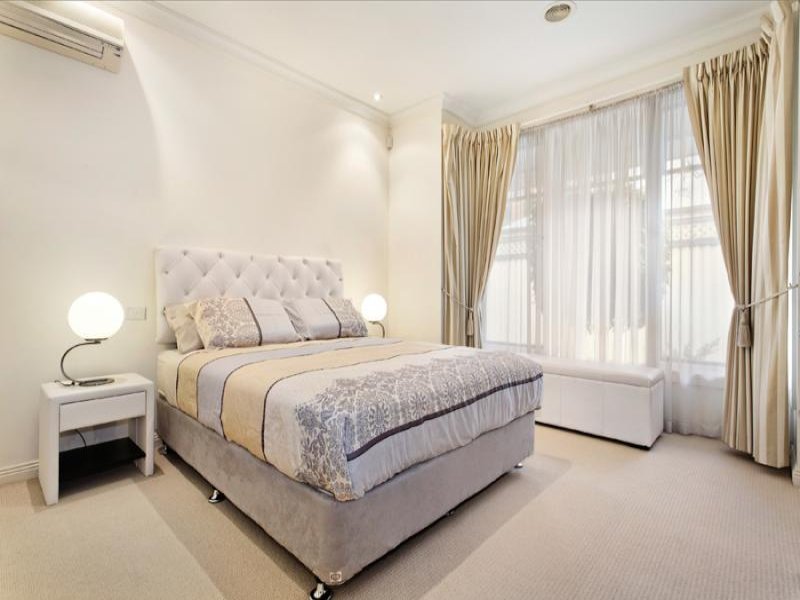 4/1a Pembroke Street, Surrey Hills image 5