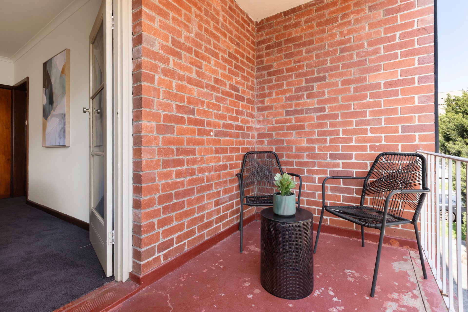Property Gallery Thumbnail 9