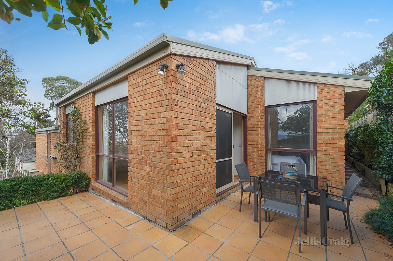 4/1B Hearthside Court, Ringwood image 5