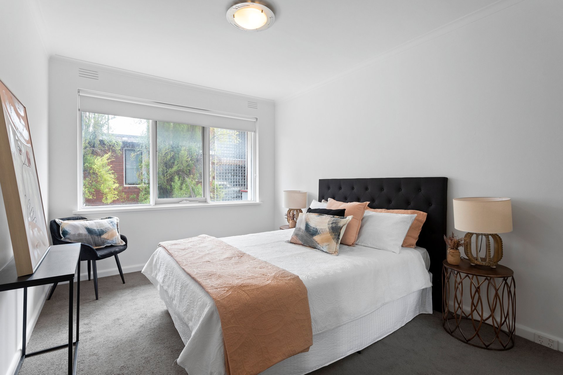 Property Gallery Thumbnail 8