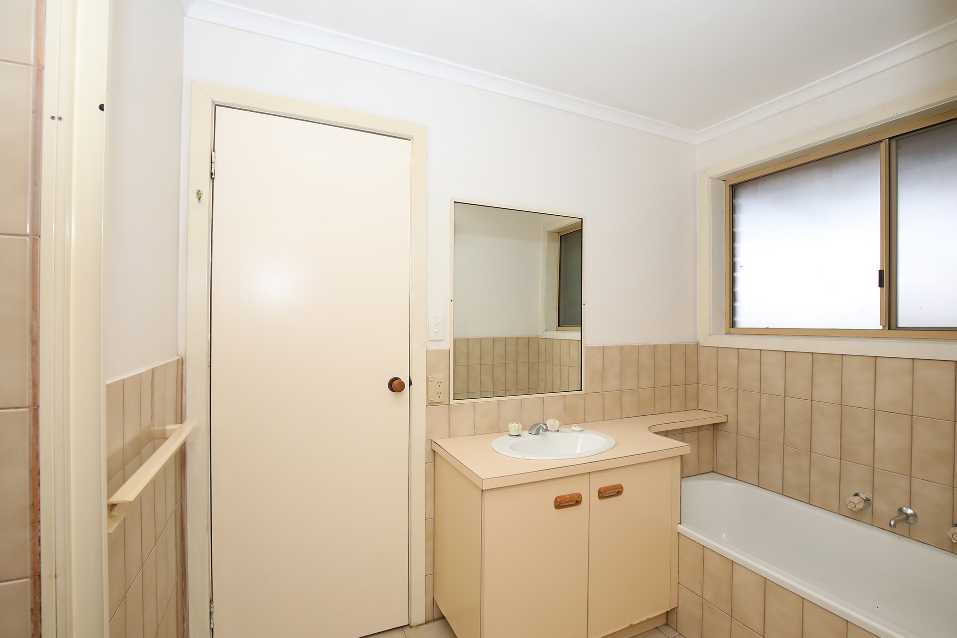 4/2-4 David Street, Ringwood image 3