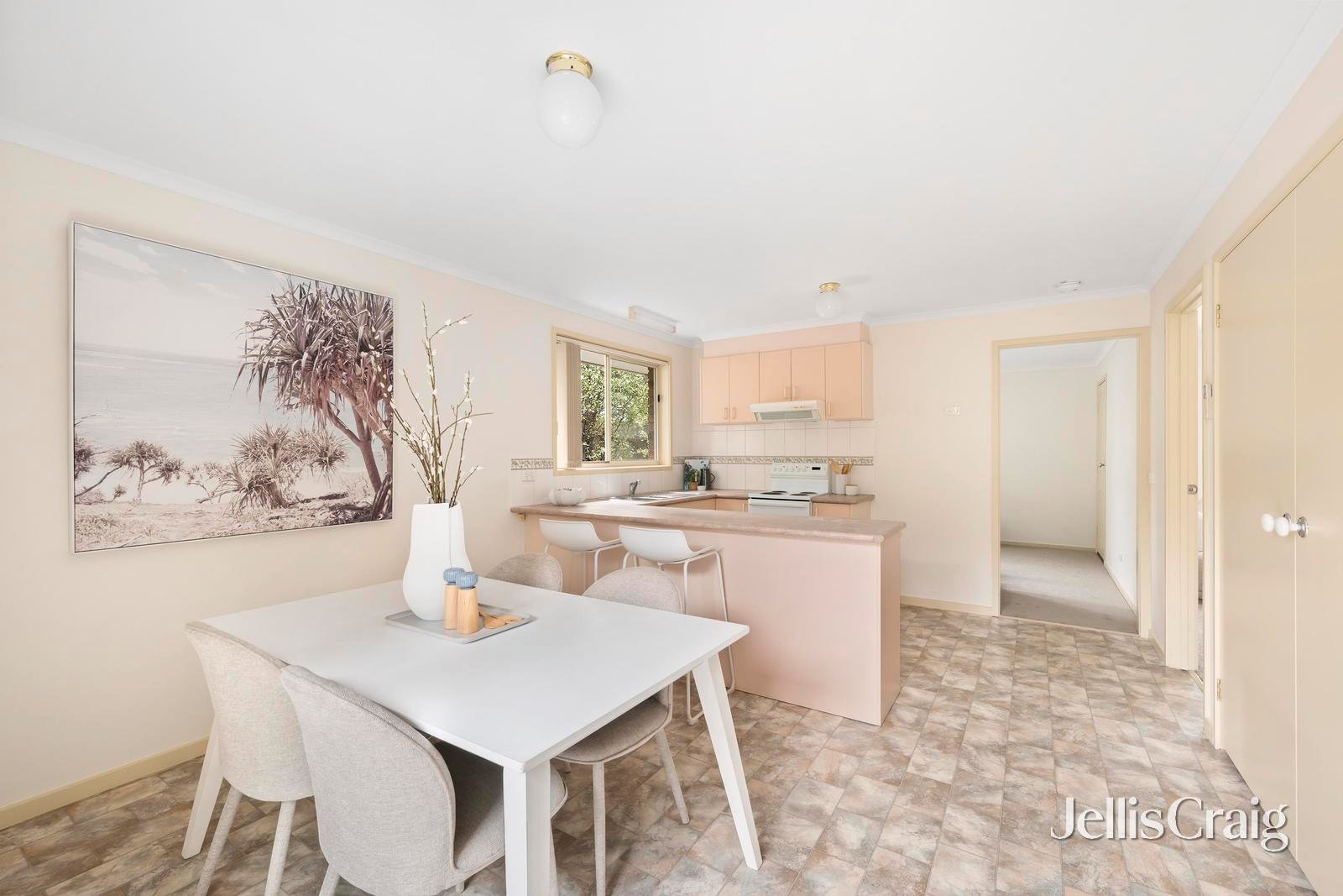 4/2-4 Lusher Road, Croydon image 5