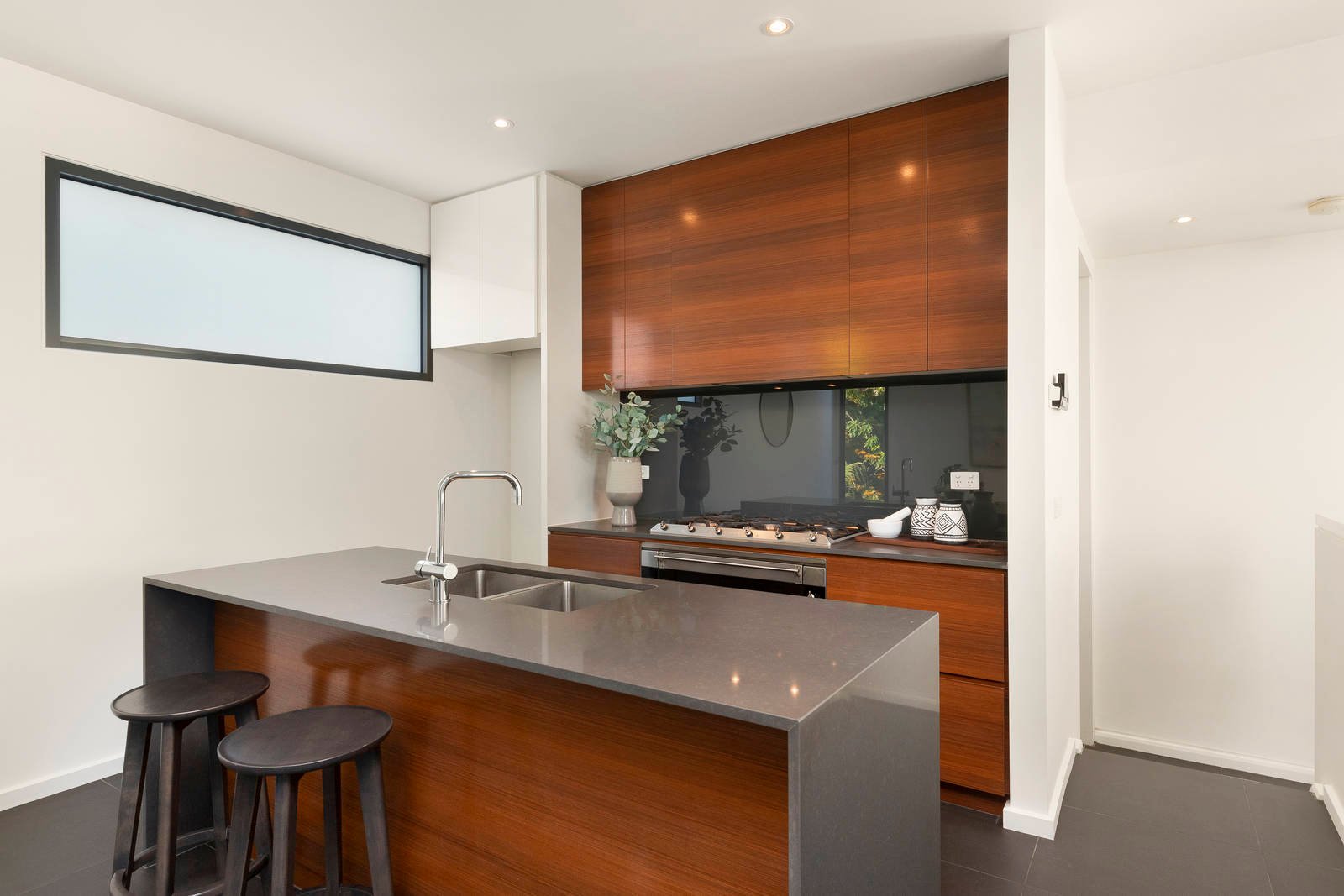 Property Gallery Thumbnail 4
