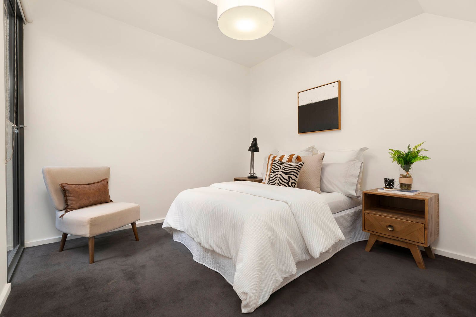 Property Gallery Thumbnail 9