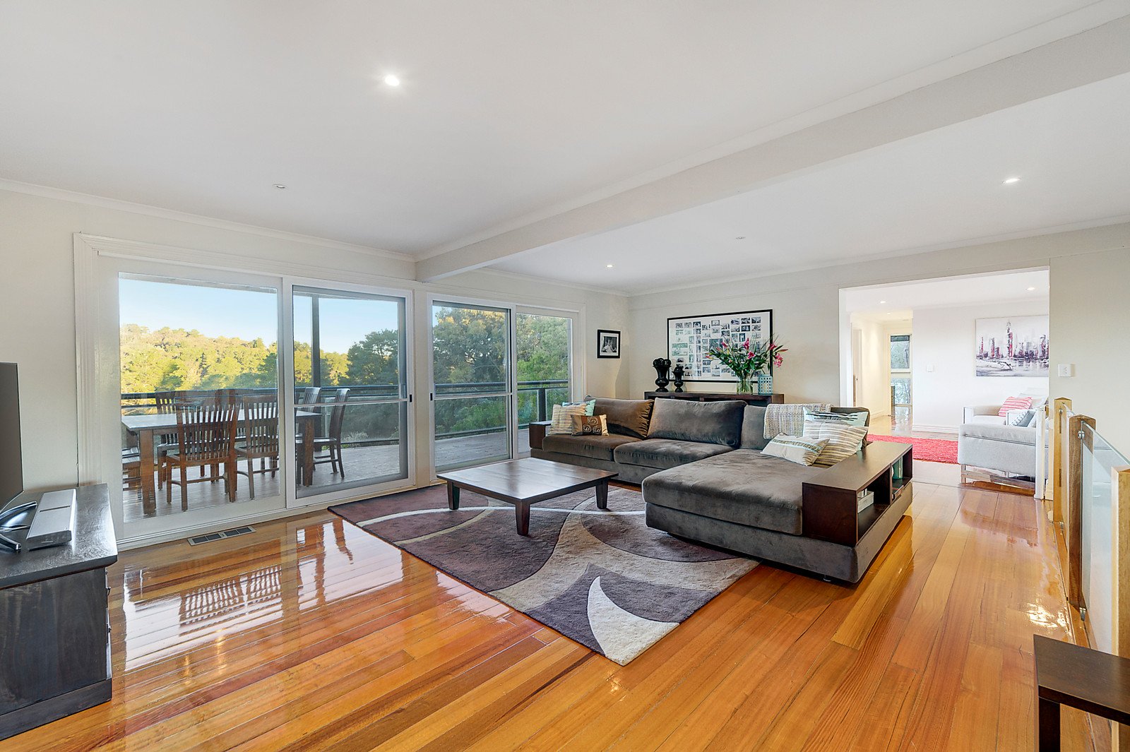 42-44 Frogmore Crescent, Park Orchards image 4