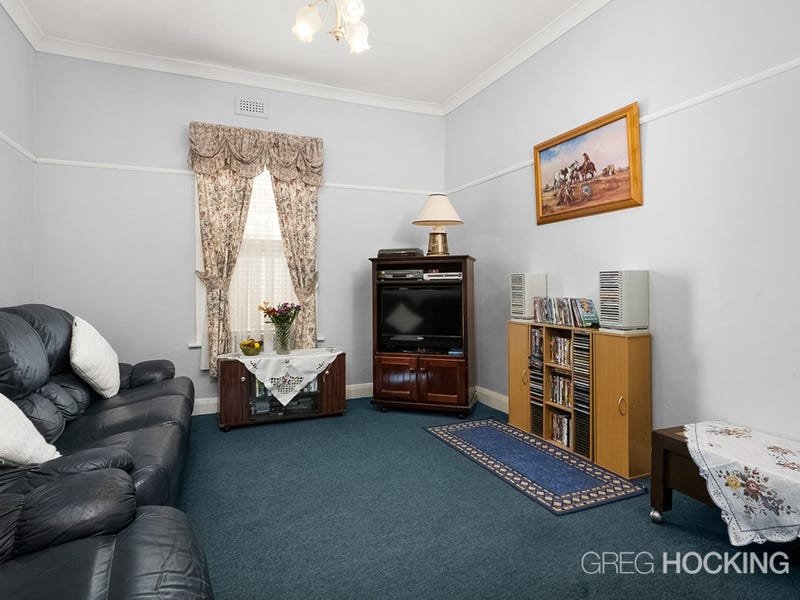 42 Agg Street, Newport image 3