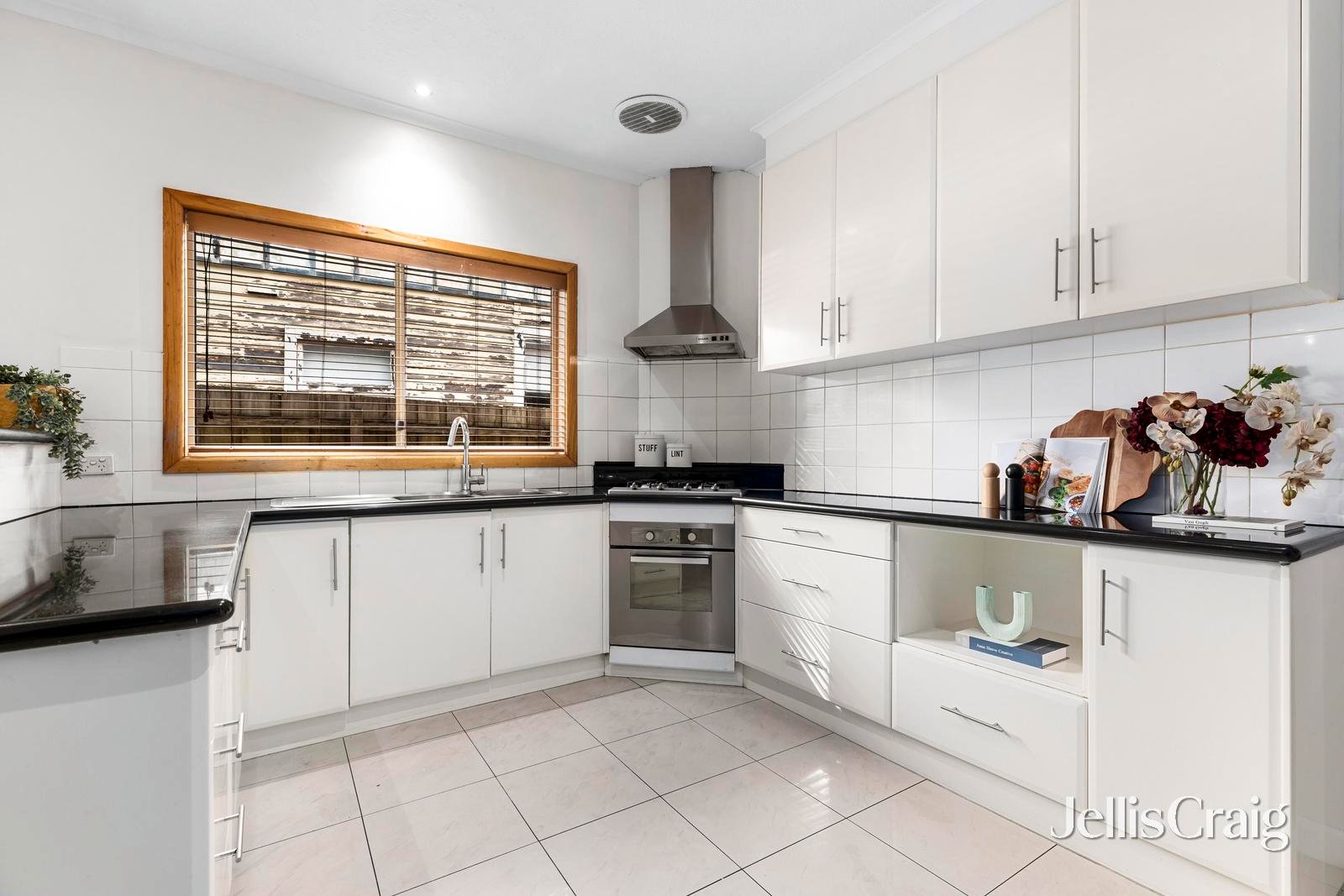 42 Agnes Street, Noble&nbsp;Park image 6