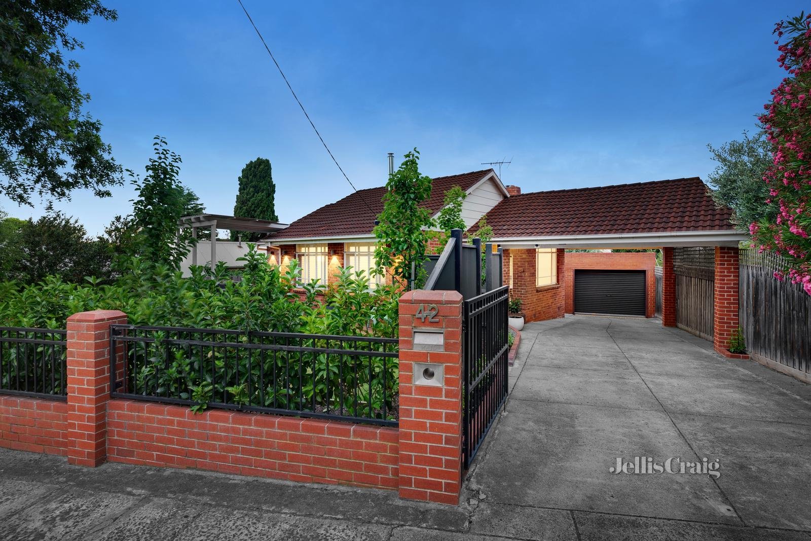 42 Alamein Avenue, Ashburton image 10