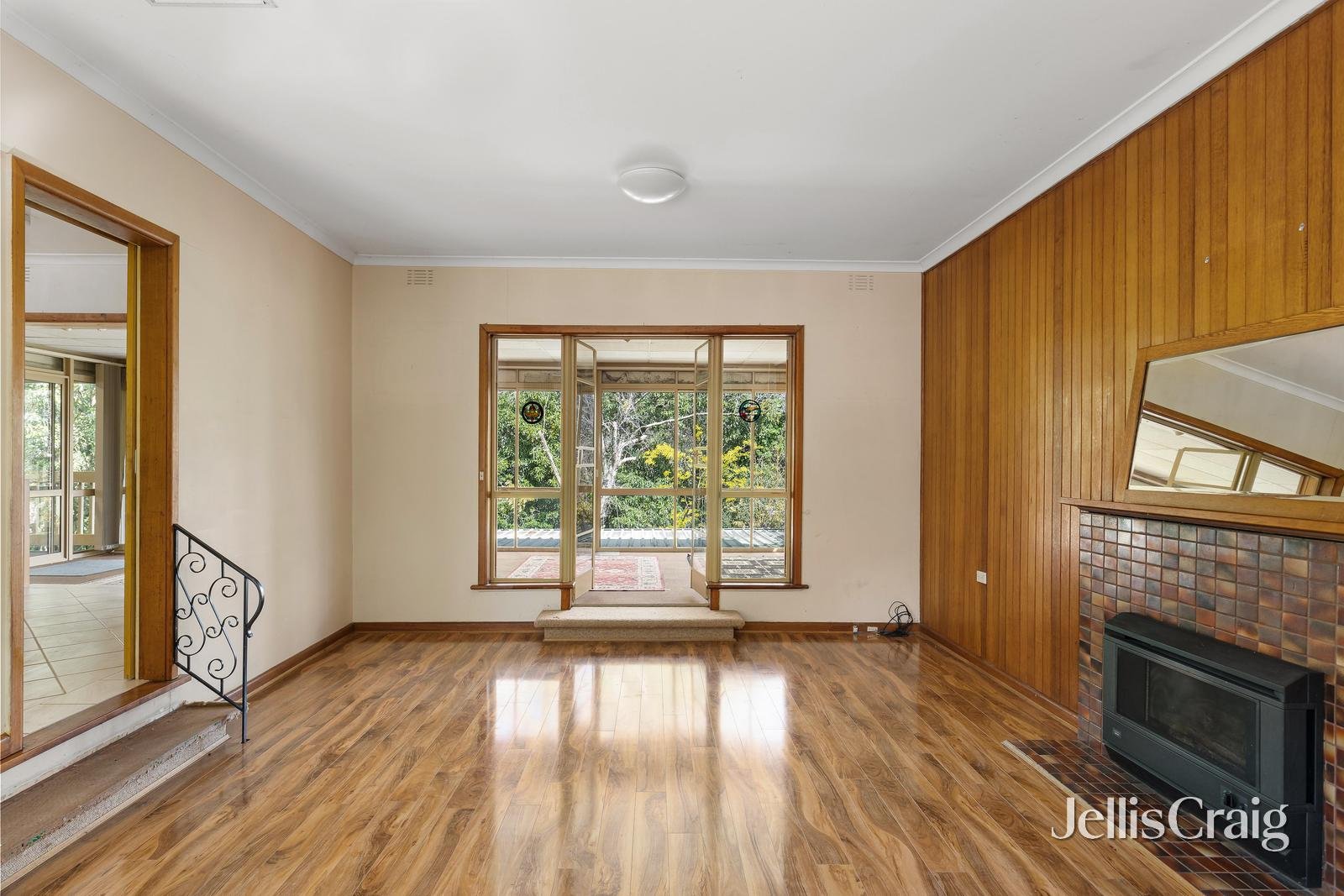 42 Alma Street, Lower Plenty image 3