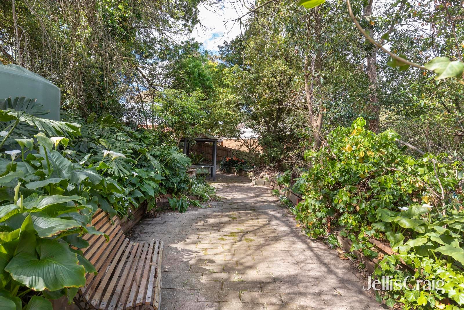 42 Alma Street, Lower Plenty image 20