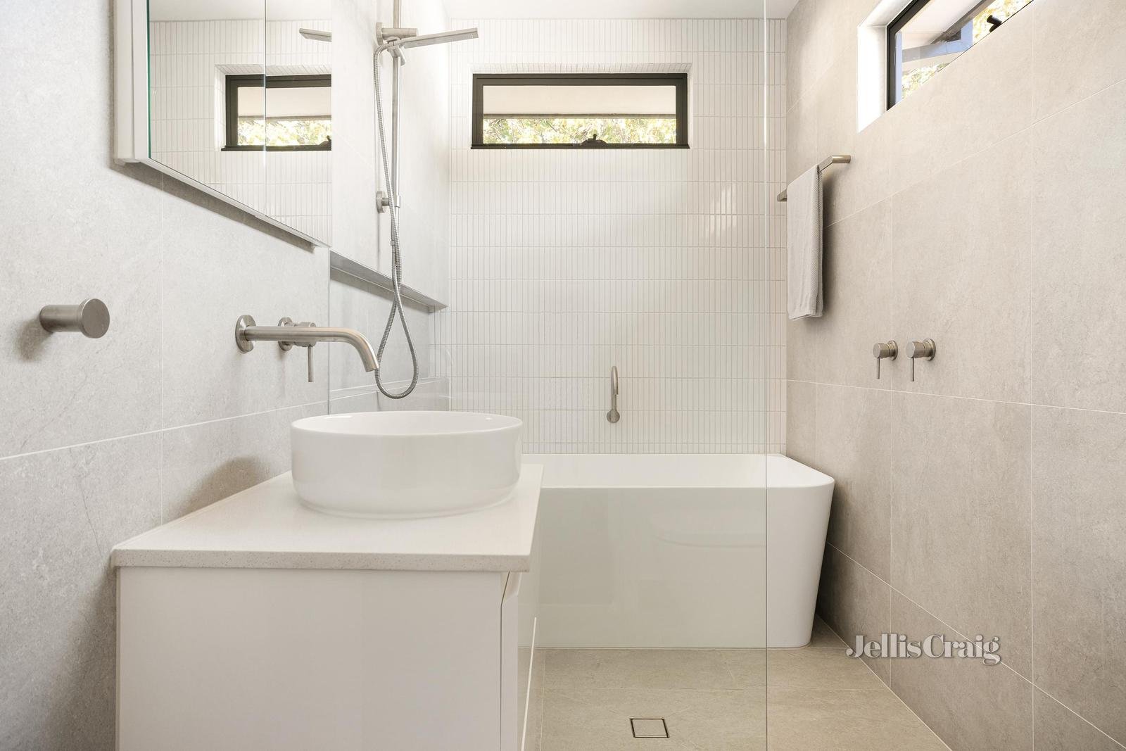 4/2 Amron Street, Chelsea Heights image 11