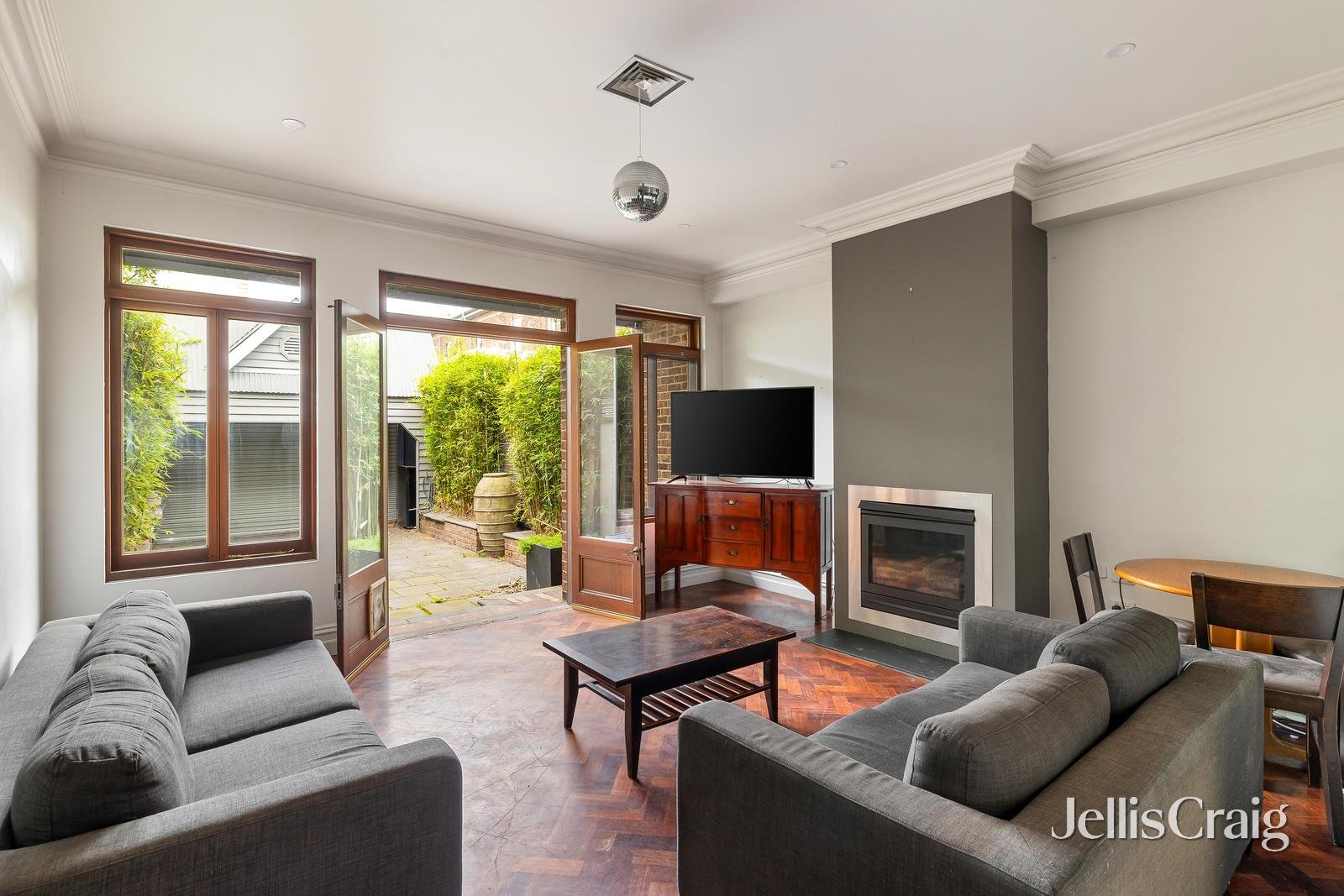 42 Arthur Street, South Yarra image 3