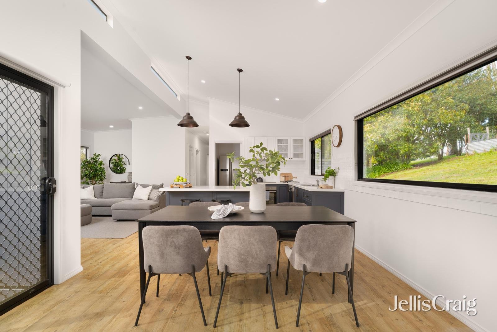 42 Bell Avenue, Mount Helen image 6