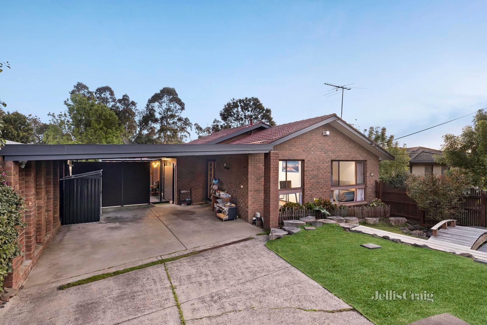 42 Boronia Grove, Doncaster East image 14