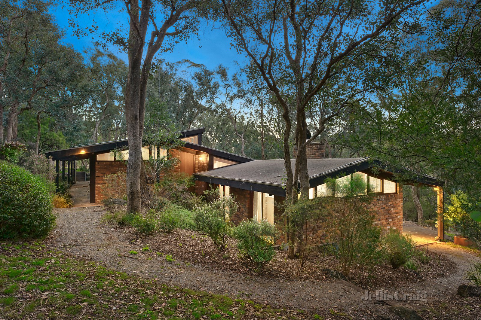 42 Bradleys Lane, North Warrandyte image 1