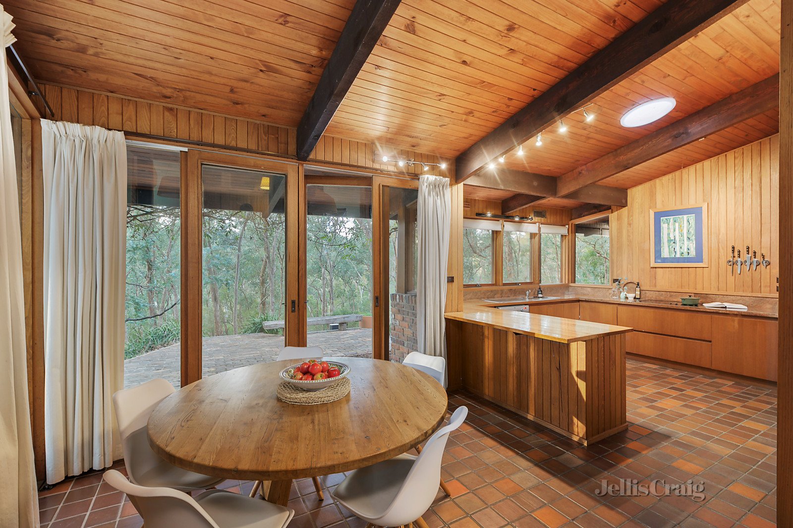 42 Bradleys Lane, North Warrandyte image 3