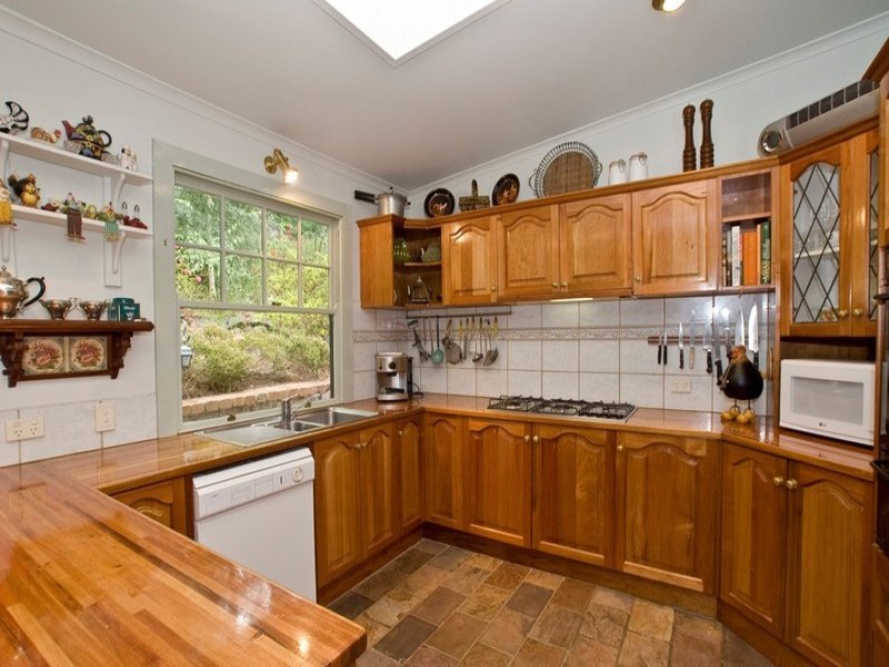 42 BROWNS Road, Montrose image 7