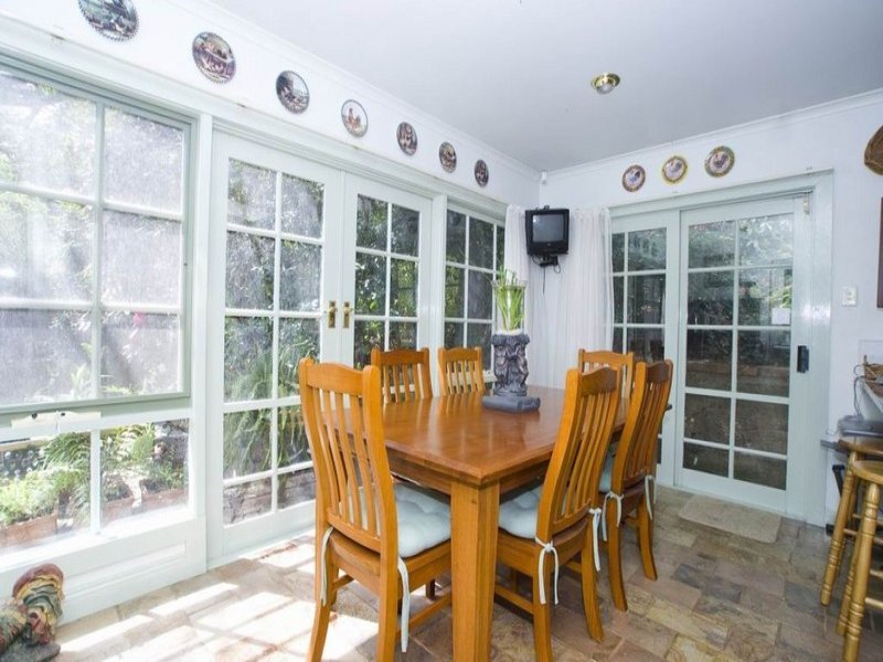 42 BROWNS Road, Montrose image 8