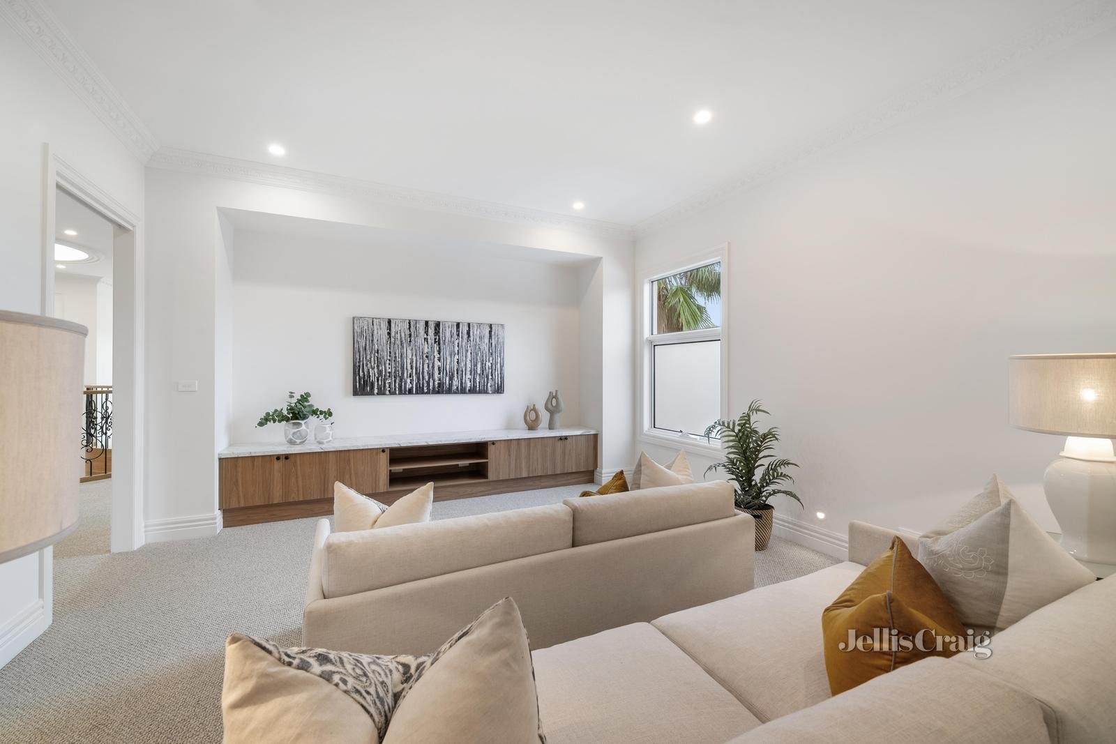 42 Cypress Avenue, Glen Waverley image 13