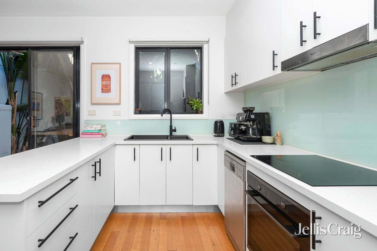 4/2 Davies Street, Brunswick image 7