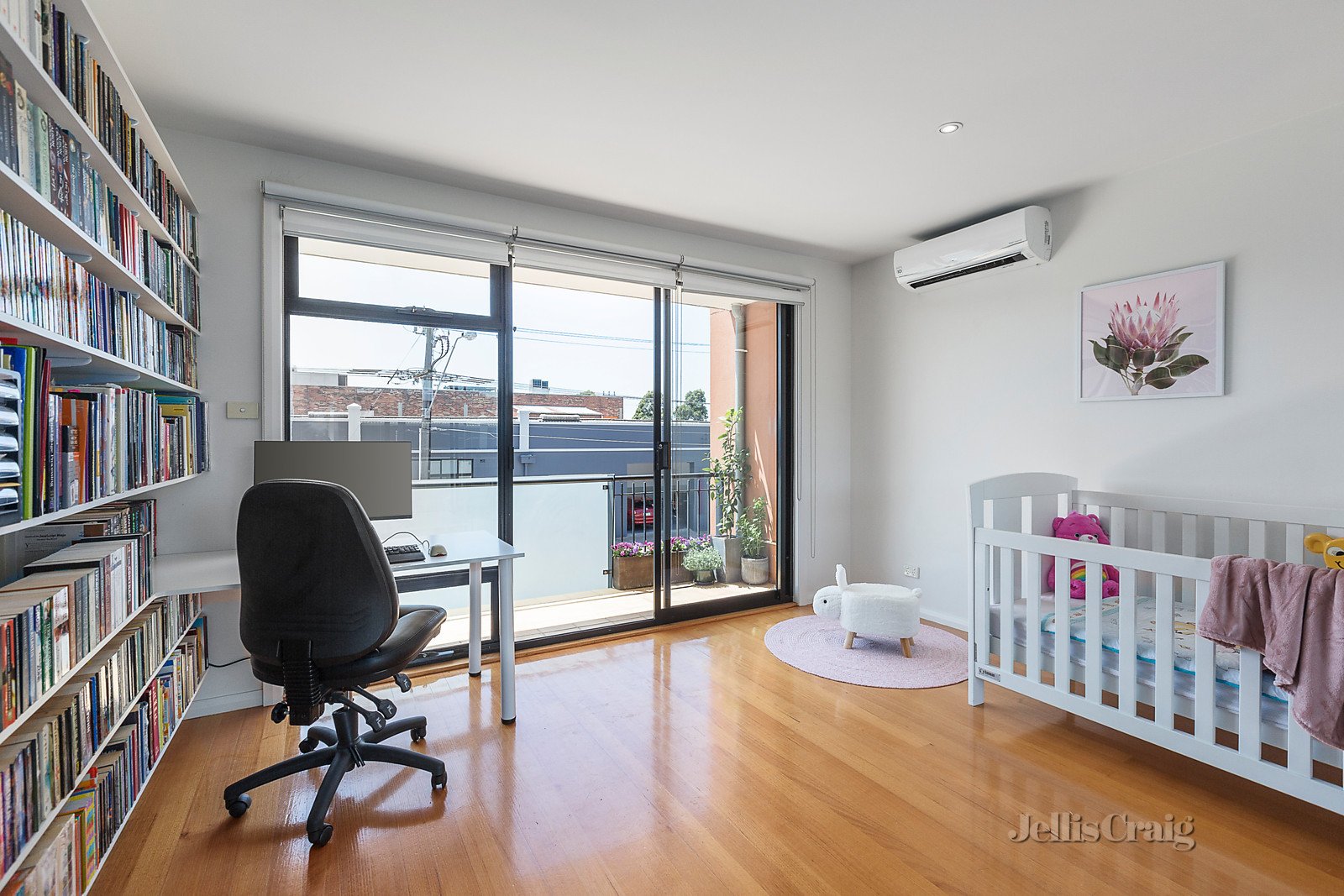 4/2 Davies Street, Brunswick image 6