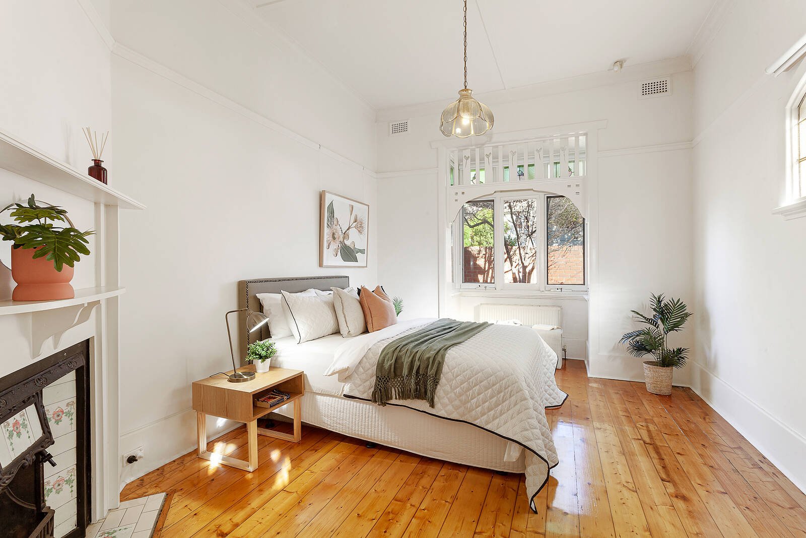 Property Gallery Thumbnail 11