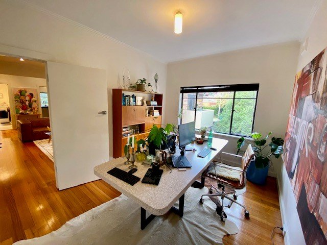 4 / 2 Eildon Court ST KILDA