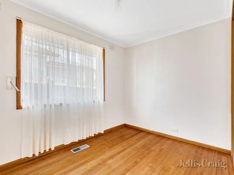 42 Elwers Street, Watsonia North image 7