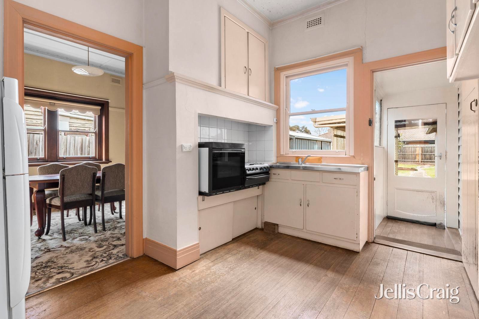 42 Epsom Road, Ascot Vale image 3