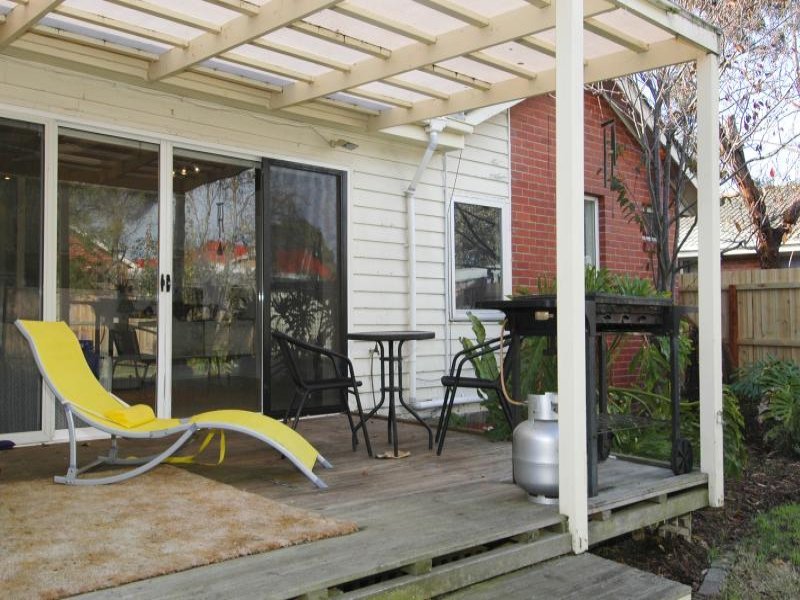 42 Fidge Crescent, Breakwater image 6