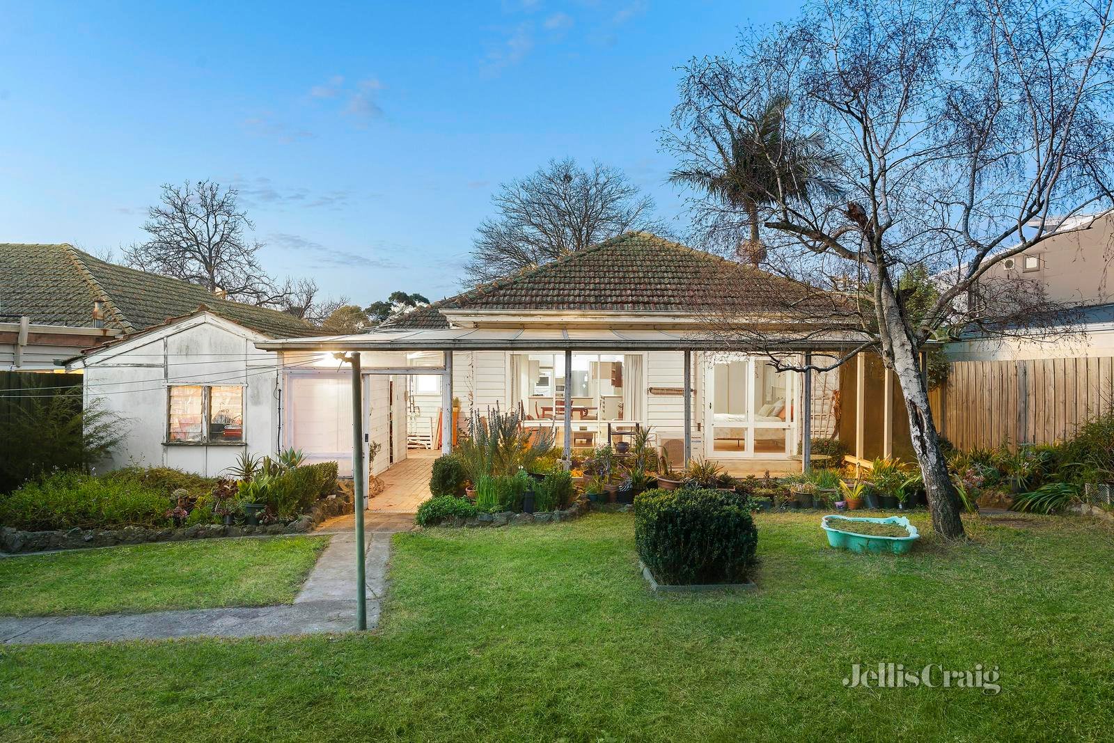 42 Flowerdale Road, Glen Iris image 9